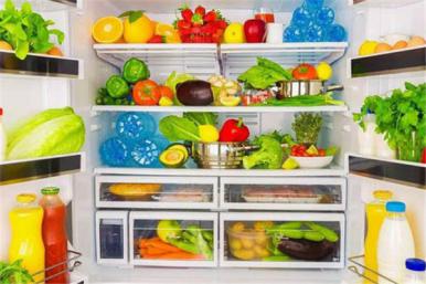 冰箱发明者是谁，卡尔冯林德在1923年发明了冰箱
